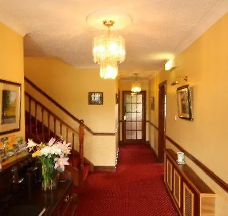 Bed and Breakfast Ashbrook House